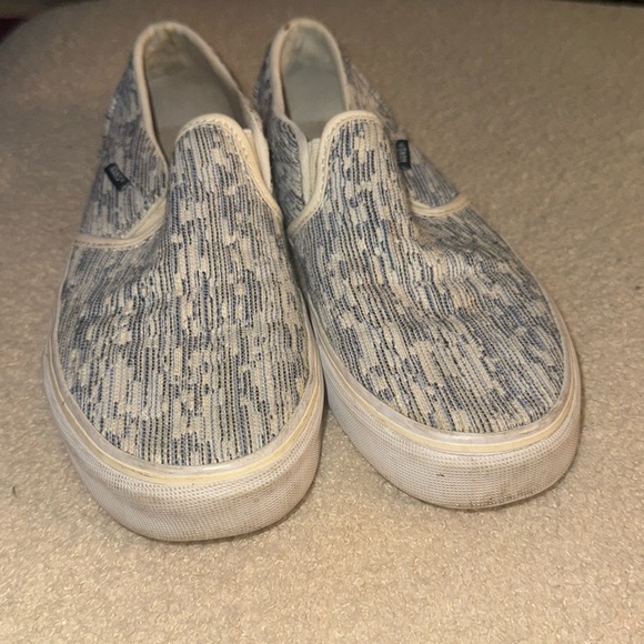 Slip On Vans - Picture 1 of 4